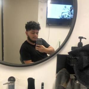 Meet your Posher, Leo